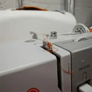 Tangling Of Thread Causes Machine Jamming